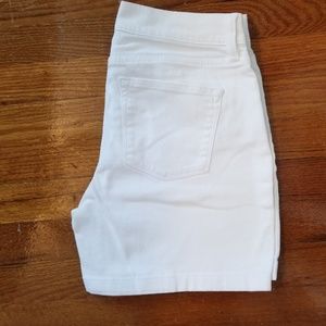 Lauren Ralph Lauren Shorts - Lauren Ralph Lauren White Jean Short Lauren Ralph Lauren Shorts - Lauren Ralph Lauren White Jean Short